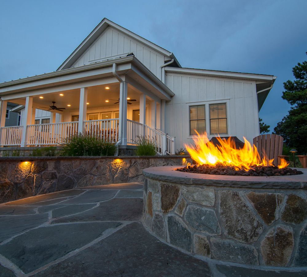 Queenstown Harbor Stay Chester Cottage firepit on the Eastern Shore
