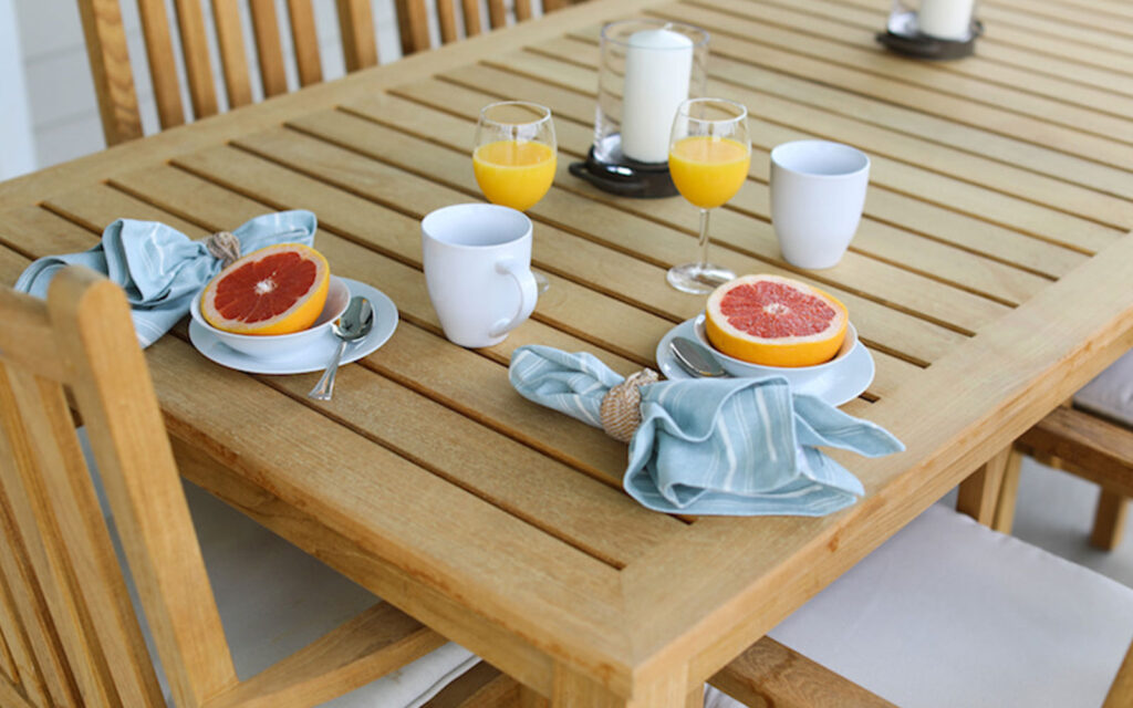 Queenstown Harbor Wye Cottage breakfast