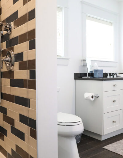 Queenstown Wye Cottage Bathroom 100