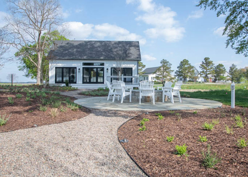 queenstown harbor bungalow stay for couples on the eastern shore of maryland