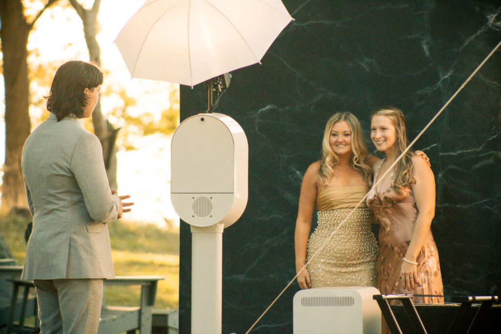 Work closely with preferred vendors to bring your all-inclusive waterfront wedding venue Maryland to life